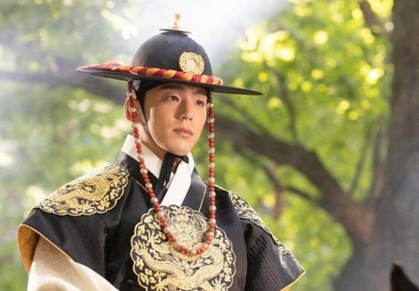 Tampilan Beda Kim Min-Kyu 'Business Proposal' dalam Tiap Drama yang Dibintanginya