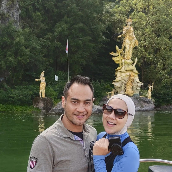4 Artis Menikah di Umur 40 Tahun, Nomor 2 Dipinang Pengusaha Tajir