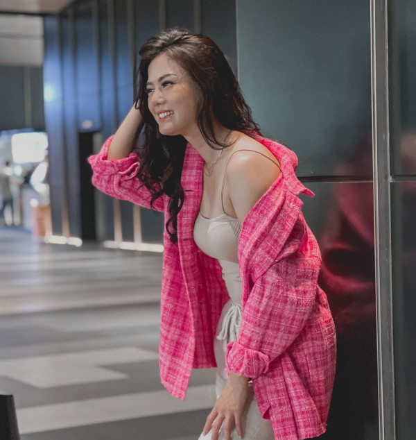 3 Potret Seksi Nita Gunawan yang Diisukan Selingkuh dengan Raffi Ahmad