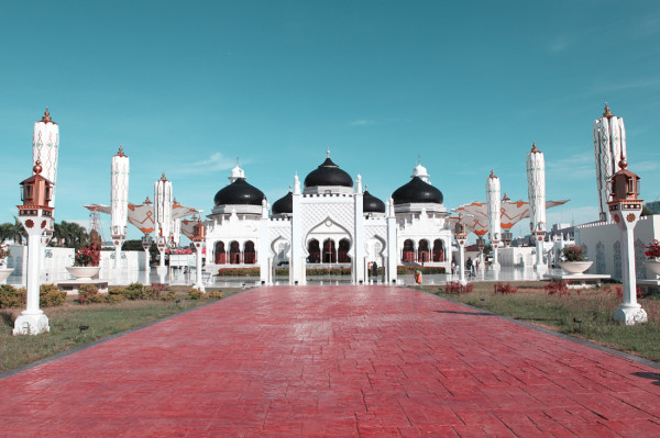 Wisata Religi saat Puasa, Kunjungi 5 Masjid Cantik Ini