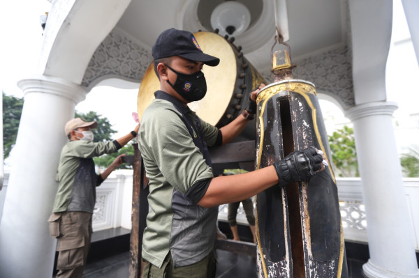 Sambut Ramadhan, Satpol PP Kerahkan Pasukan Bersihkan 38 Masjid di Jakarta Utara