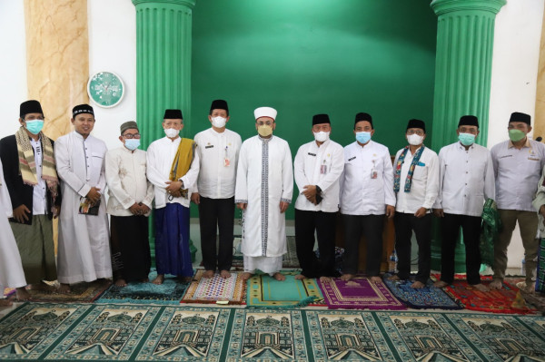 Jaga Kedamaian Ramadhan, Wali Kota Jakut: Masih Jam 12 Jangan Bangunkan Sahur