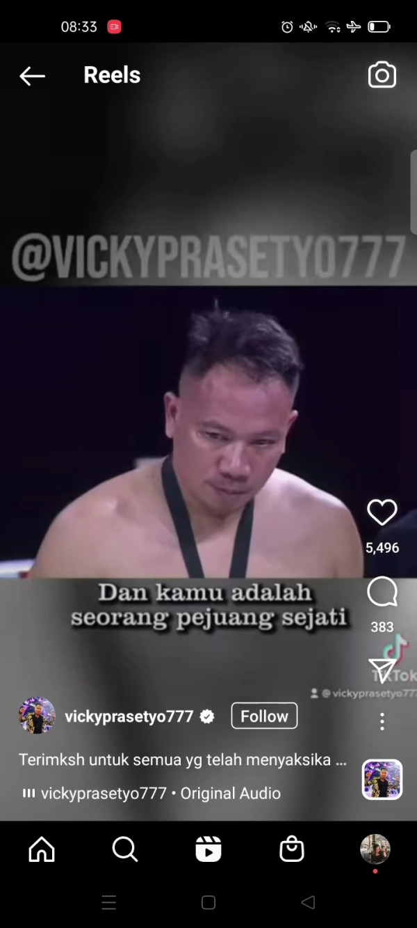 Tersungkur Lawan Azka Corbuzier di Ring Tinju, Vicky Prasetyo: Kamu Pria Kuat