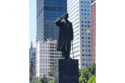 5 Patung Tersohor di Jakarta, Nomor 3-4 Sempat Menuai Kontroversi