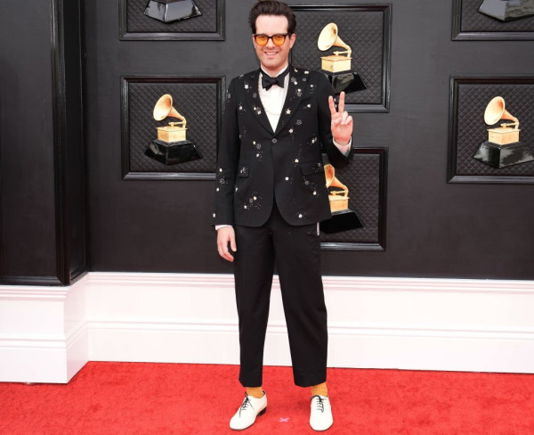 5 Busana Terburuk Grammy Awards 2022, Nomor 3 Disebut Mirip Dinosaurus