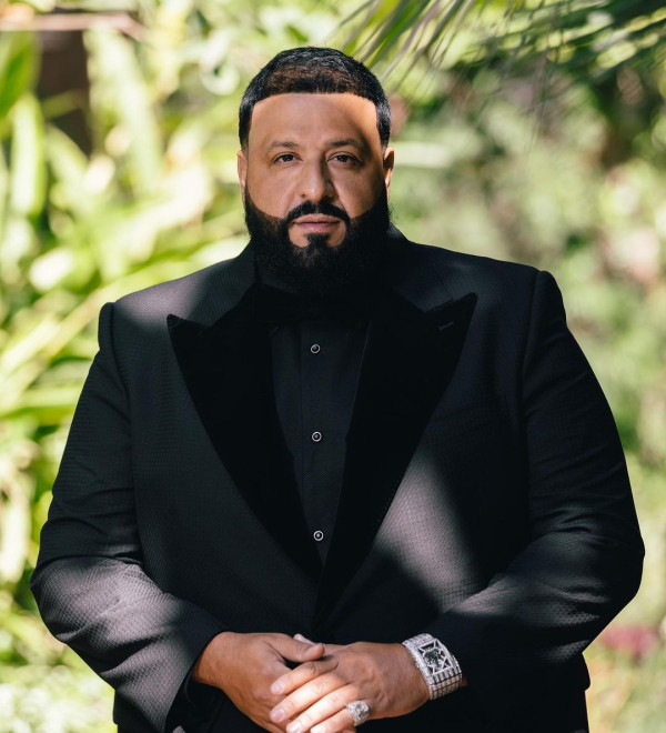 4 Artis Hollywood yang Jalani Puasa Ramadhan, Nomor 2 Mualaf