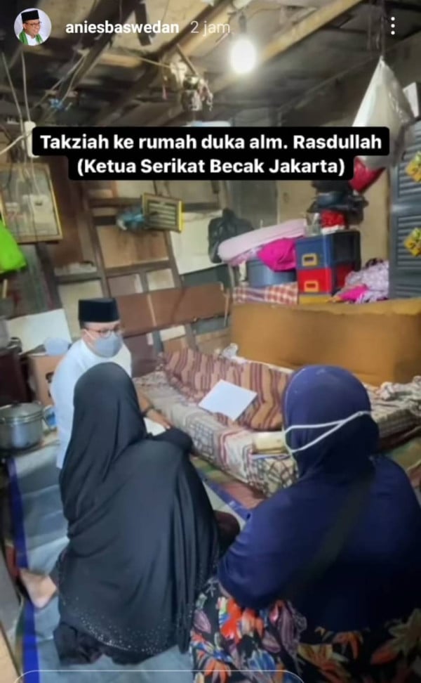 Momen Sederhana Anies Melayat ke Rumah Duka Ketua Serikat Becak Jakarta Rasdullah