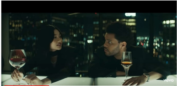 Tonton Jung Ho-Yeon Jadi Model Video Musik The Weeknd Terbaru 'Out of Time'