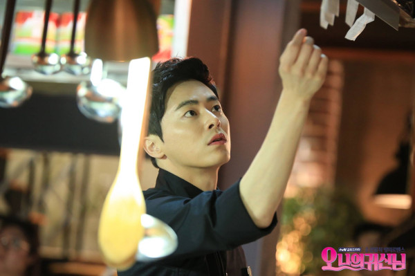 8 Drama Korea yang Bakal Bikin Repot kalau Ditonton saat Puasa