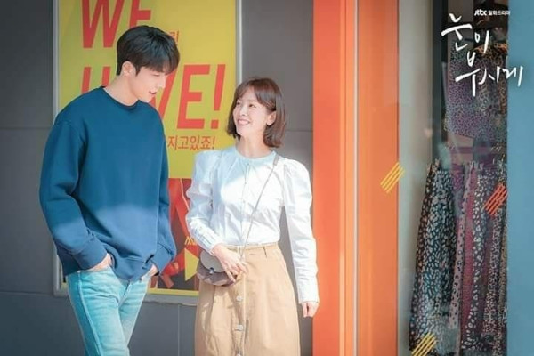 9 Pasangan Drama Korea dengan Perbedaan Tinggi Sangat Jauh