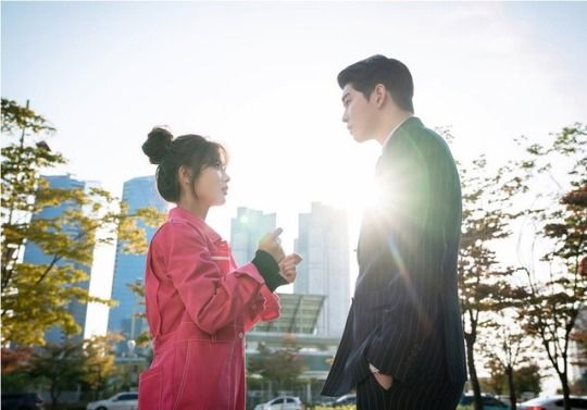 9 Pasangan Drama Korea dengan Perbedaan Tinggi Sangat Jauh