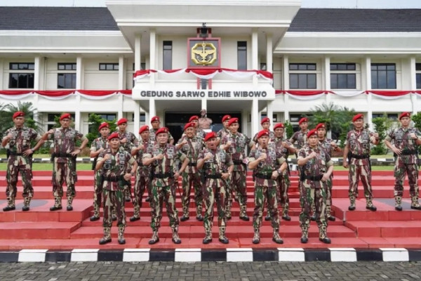 Kisah Prajurit Kopassus Antara Hidup dan Mati di Gunung Es, Selamat Berkat Puasa Sang Istri