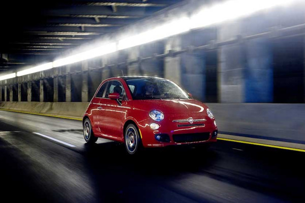 Fiat Bangkitkan Kembali Si Tikus Kecil yang Legendaris dalam Mobil Listrik Bergaya Retro