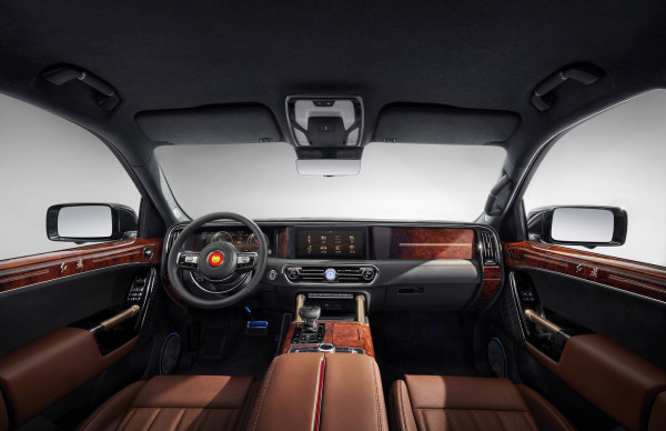 Mobil China Hongqi Nekat Hadirkan SUV buat Lawan Cadillac Escalade