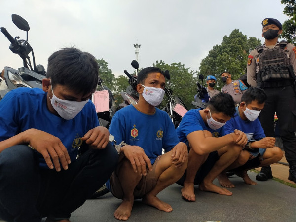 4 Bandit Pecah Kaca Mobil yang Kerap Berkeliaran di Bogor Ditangkap Polisi