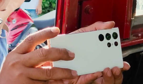 Sutradara Andri Cung Buka Rahasia Bikin Web Series lewat Smartphone