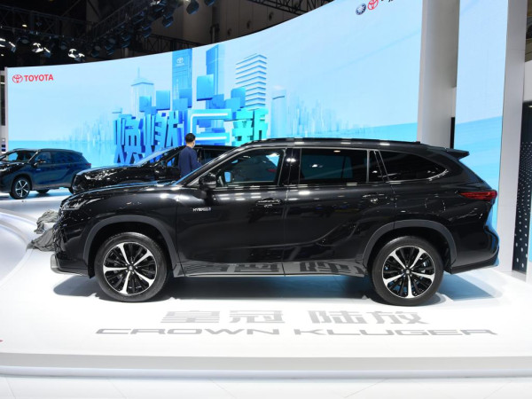 Sukses di China, Toyota Bawa Crown SUV ke Amerika dan Jepang