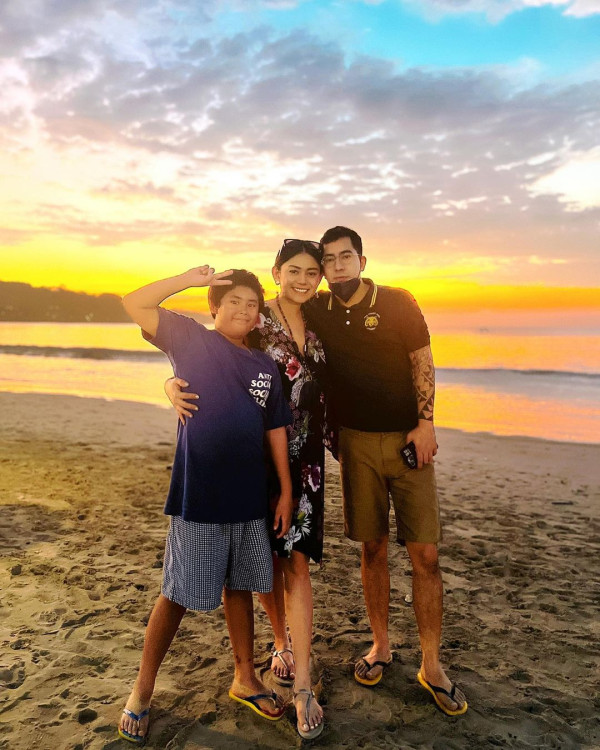 Thalita Latief Unggah Foto Bareng Ichan Rei, Resmi Pacaran?