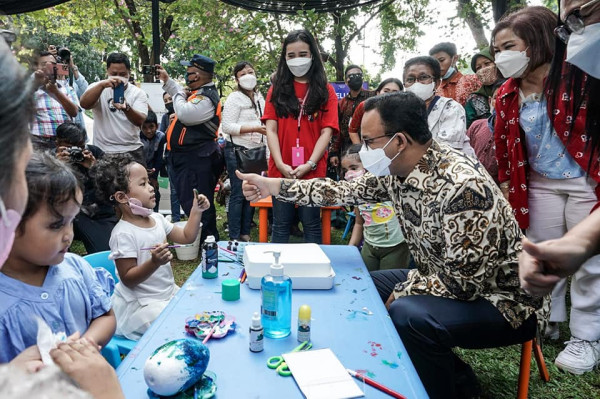 Anies Bagikan Potret Keseruan Festival Telur Paskah, Sejarah Baru di Jakarta