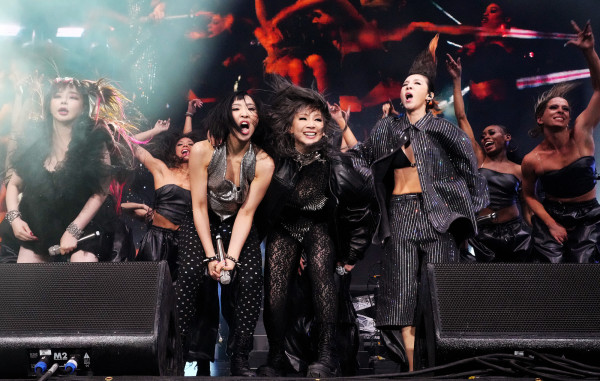 Ini bedanya aespa, BLACKPINK, dan 2NE1 saat Tampil di Coachella