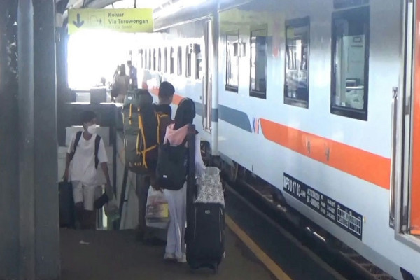 Pemudik Mulai Padati Stasiun Malang, Seperti Ini Penampakannya