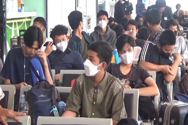 Pemudik Mulai Padati Stasiun Malang, Seperti Ini Penampakannya