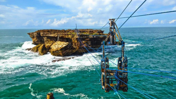 10 Wisata Ekstrem di Indonesia, Nomor 5 Paling Berbahaya