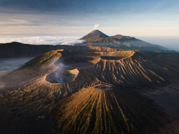 5 Gunung Terindah di Indonesia, Surga Bagi Para Pendaki