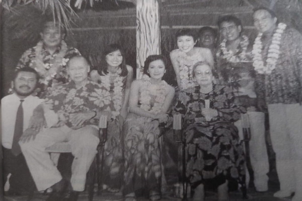Kisah Jenderal Hoegeng Ledek Bung Karno soal Nama