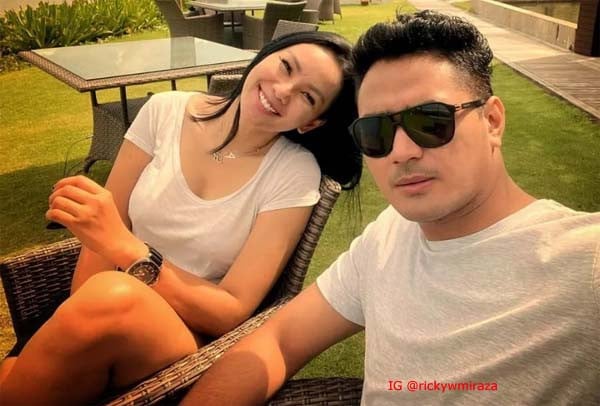 3 Pasangan Artis Indonesia Ini Terpaut Usia Sangat Jauh