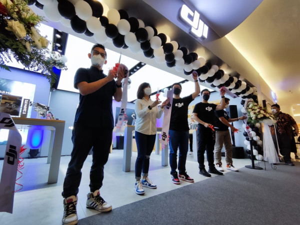 70 Persen Konsumen Lebih Suka Beli Drone lewat Offline