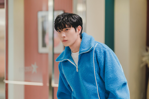 Persamaan Kim Young-Dae dan Lee Sung-Kyung dengan Karakter Mereka dalam Shooting Stars