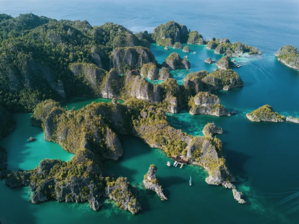 8 Tempat Terindah di Dunia, Nomor 4 Ada di Indonesia