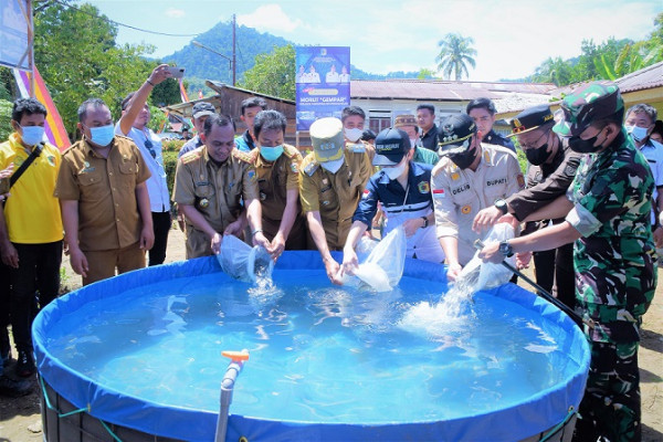 Tingkatkan Kesejahteraan Masyarakat, Pemkab Morowali Utara Luncurkan 2 Program Pro Rakyat
