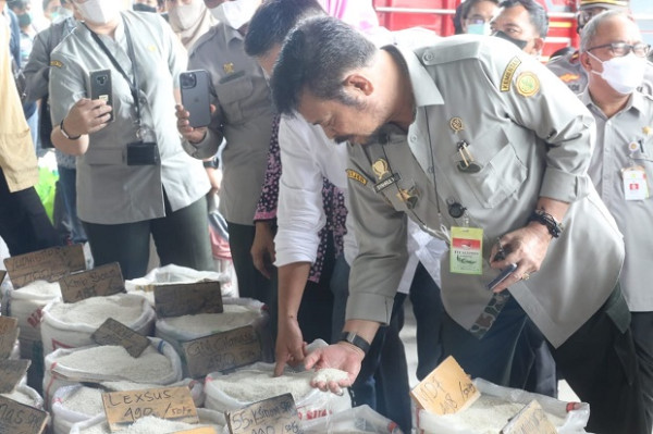 Mentan SYL Bersama Pemprov DKI Pastikan Ketersediaan Beras di Jabodetabek Aman