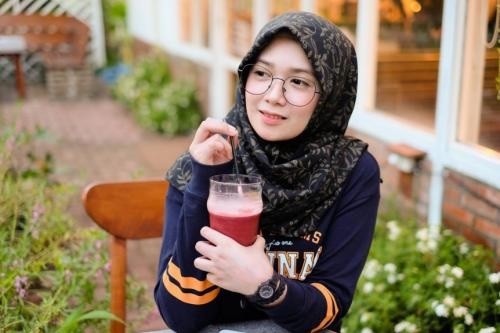 OOTD Hijab Simple Kekinian untuk Kumpul Bareng Keluarga