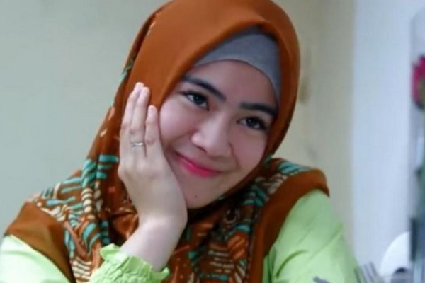 4 Artis yang Dikira Islam padahal Nonislam, Nomor 2 Saudara Kandungnya Seorang Muslim