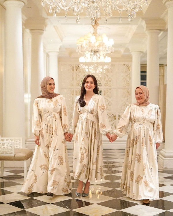 Beda Agama, Shandy Aulia Pamer Potret Kebersamaan dengan Ayah yang Bikin Adem