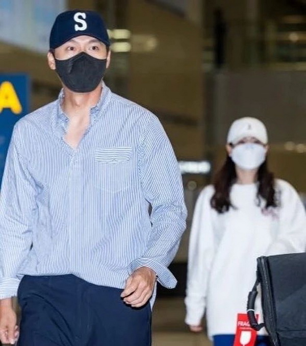 Yuk, Intip 4 Momen Kemesraan Hyun Bin dan Seo Ye Jin saat Pulang Bulan Madu