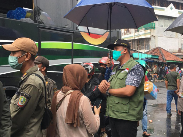 Pemudik Tujuan Sumatera Telantar di Terminal Bekasi, Wali Kota Kerahkan 10 Bus Cadangan