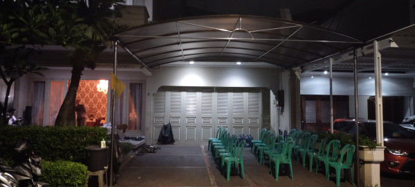 Suasana Rumah Duka Mieke Wijaya Masih Sepi Pelayat