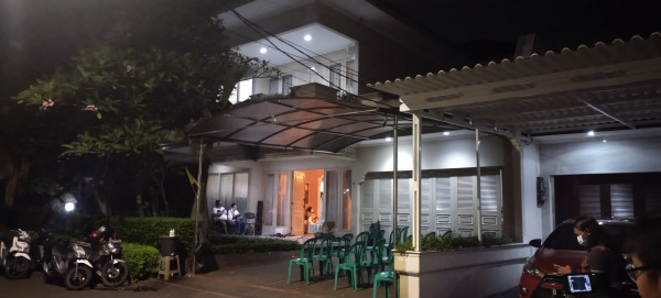 Suasana Rumah Duka Mieke Wijaya Masih Sepi Pelayat