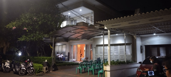 Suasana Rumah Duka Mieke Wijaya Masih Sepi Pelayat