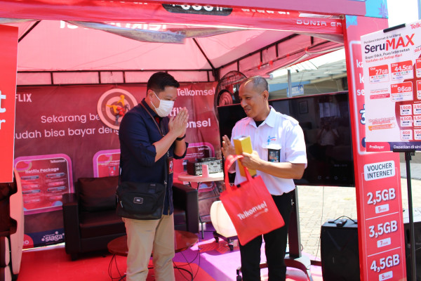 Hari Raya Idul Fitri, Trafik Data Telkomsel Naik 21% tapi Suara dan SMS Turun 31%