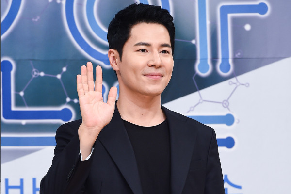 6 Bintang Drama Korea yang Awali Karier sebagai Aktor Teater