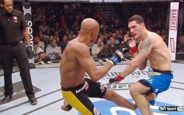 9 Cedera Terburuk Petarung UFC yang Mengerikan dalam Sejarah UFC
