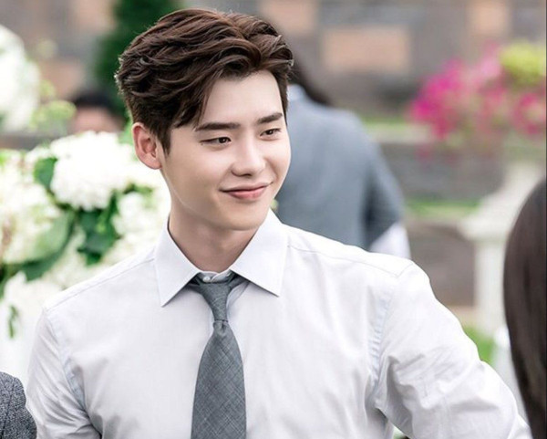 8 Jaksa Ganteng dalam Drama Korea Rating Tinggi