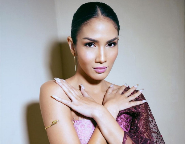 KKN di Desa Penari Sukses Besar, Yuk Intip 5 Foto Cantik Aulia Sarah Pemeran Badarawuhi