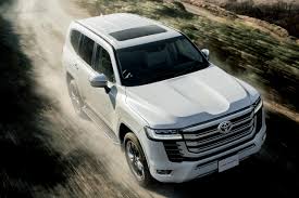 Inden Kelamaan, Harga Toyota Land Cruiser 300 Bekas Naik 4 Kali Lipat Jadi Rp3,3 Miliar