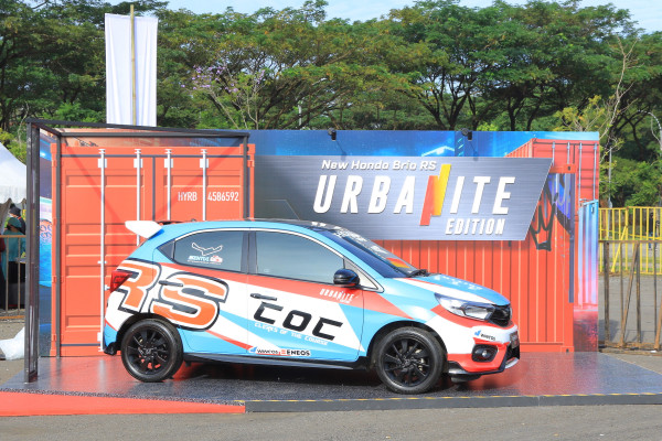 Cuma Satu Varian, Honda Mobilio Dipaksa Ngalah Sama Brio